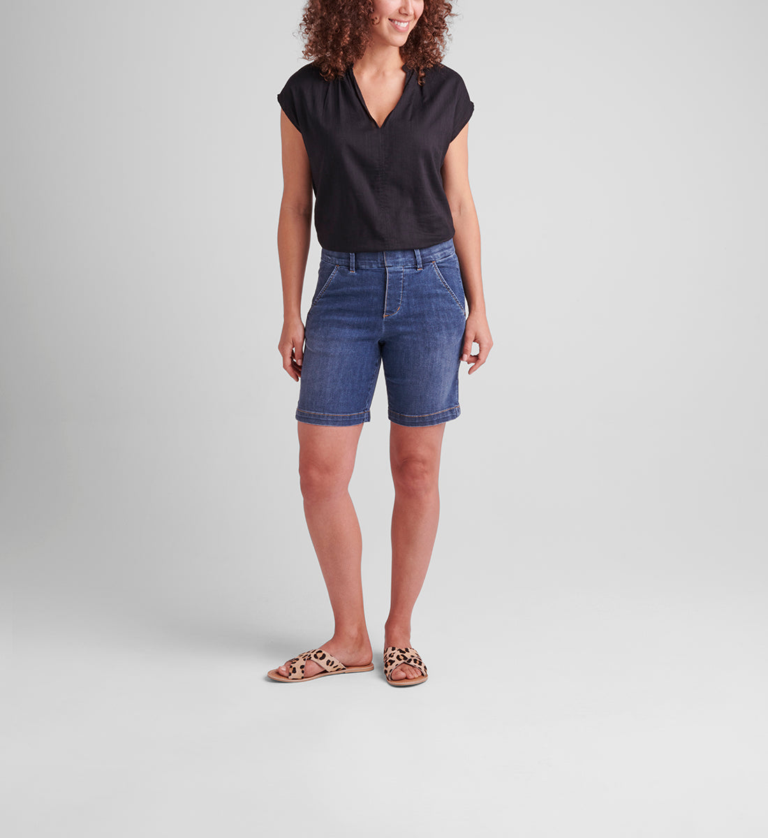 Woman wearing ripped jeans