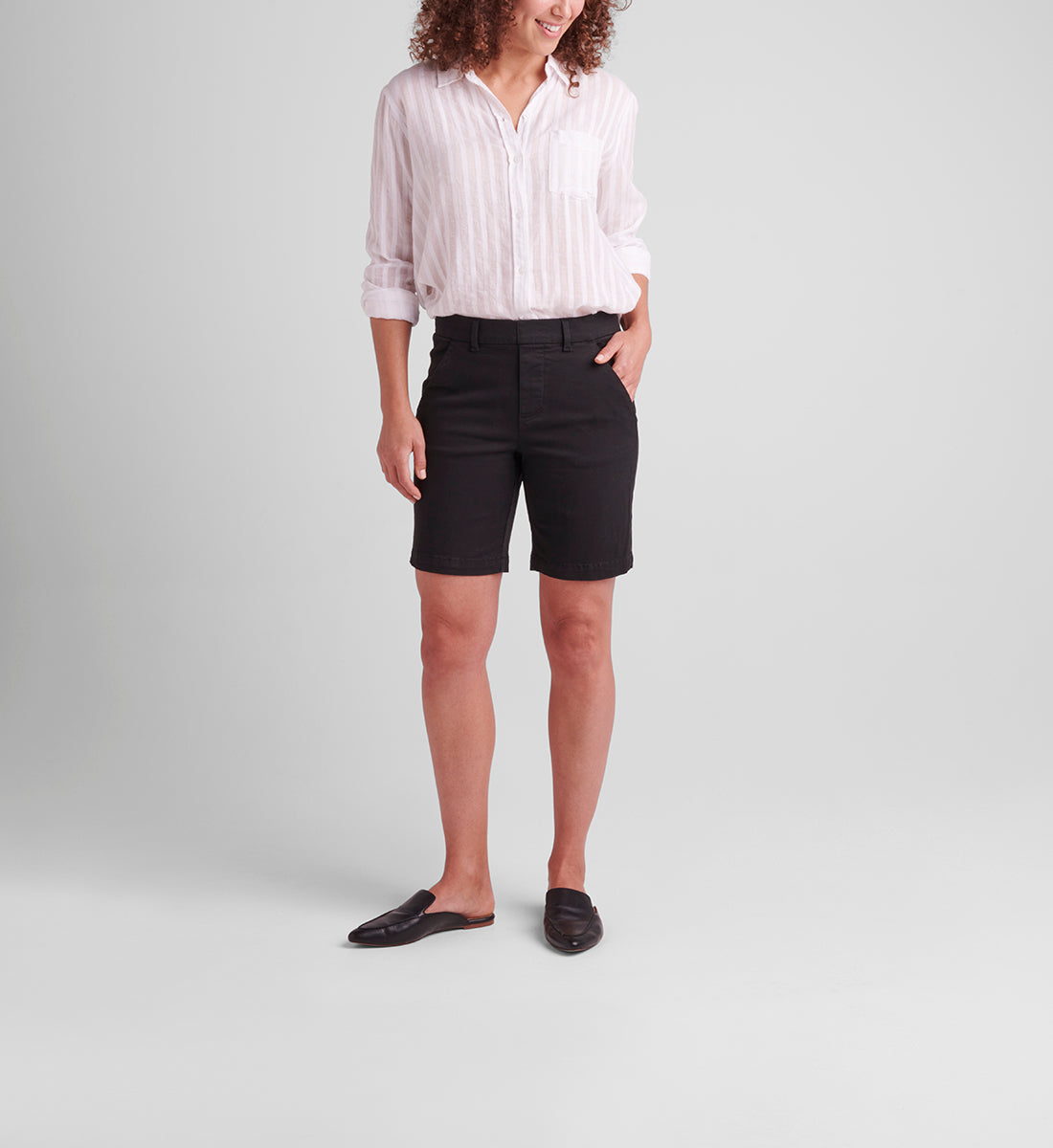 Comfortable pull-on twill shorts