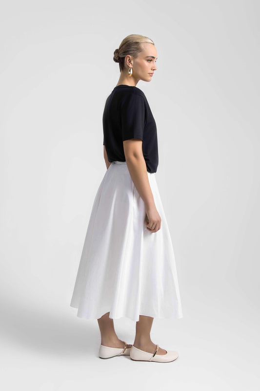 Drapey Luxe V-Neck Tee Black