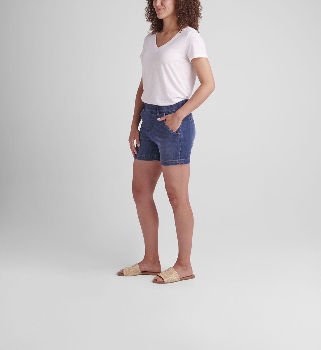 Maddie Mid Rise 5-inch Pull-On Short Alt Image 1