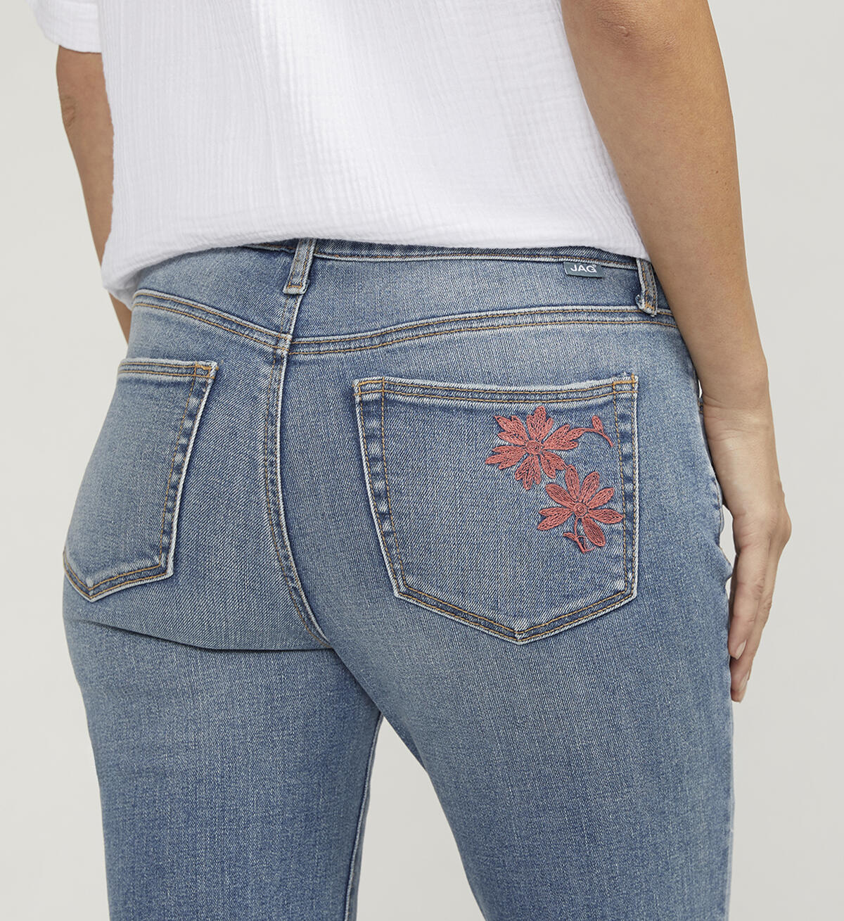 Ruby Mid Rise Straight Cropped Jeans, Olympus Blue, hi-res image number 3