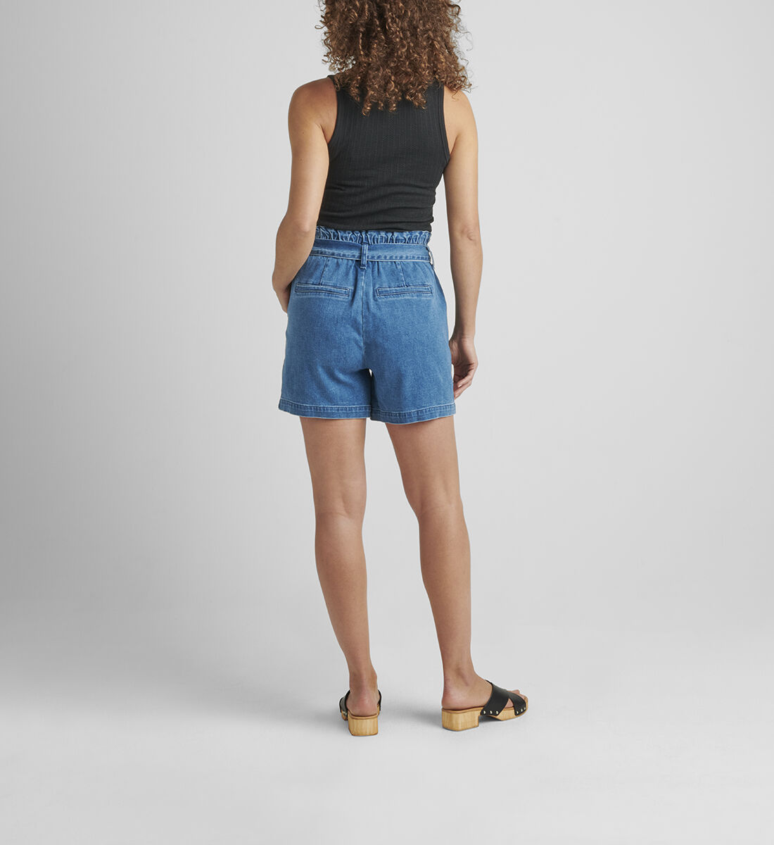 Belted Pleat High Rise Short Back