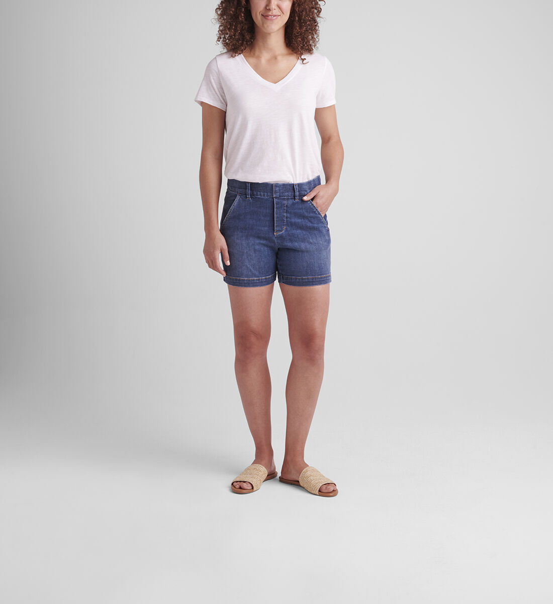Maddie Mid Rise 5-inch Pull-On Short Front