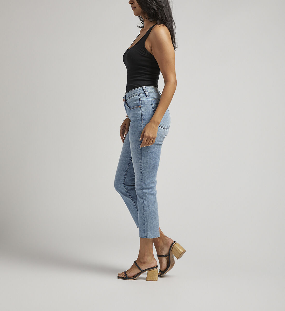 Buy Ruby Mid Rise Straight Cropped Jeans for USD 78.00 | Jag Jeans