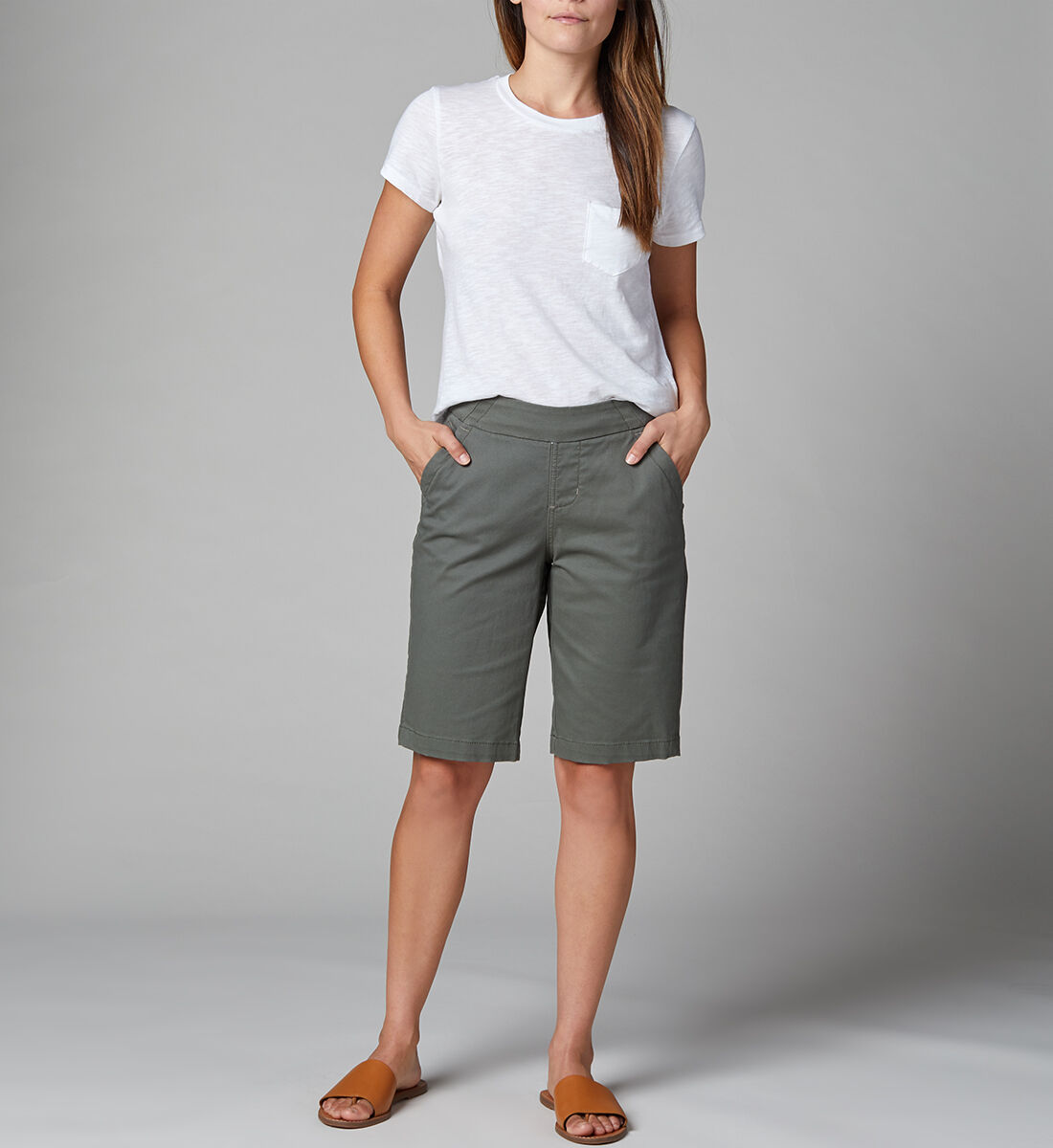 Gracie Mid Rise Bermuda Pull-On Short,Jungle Palm Front