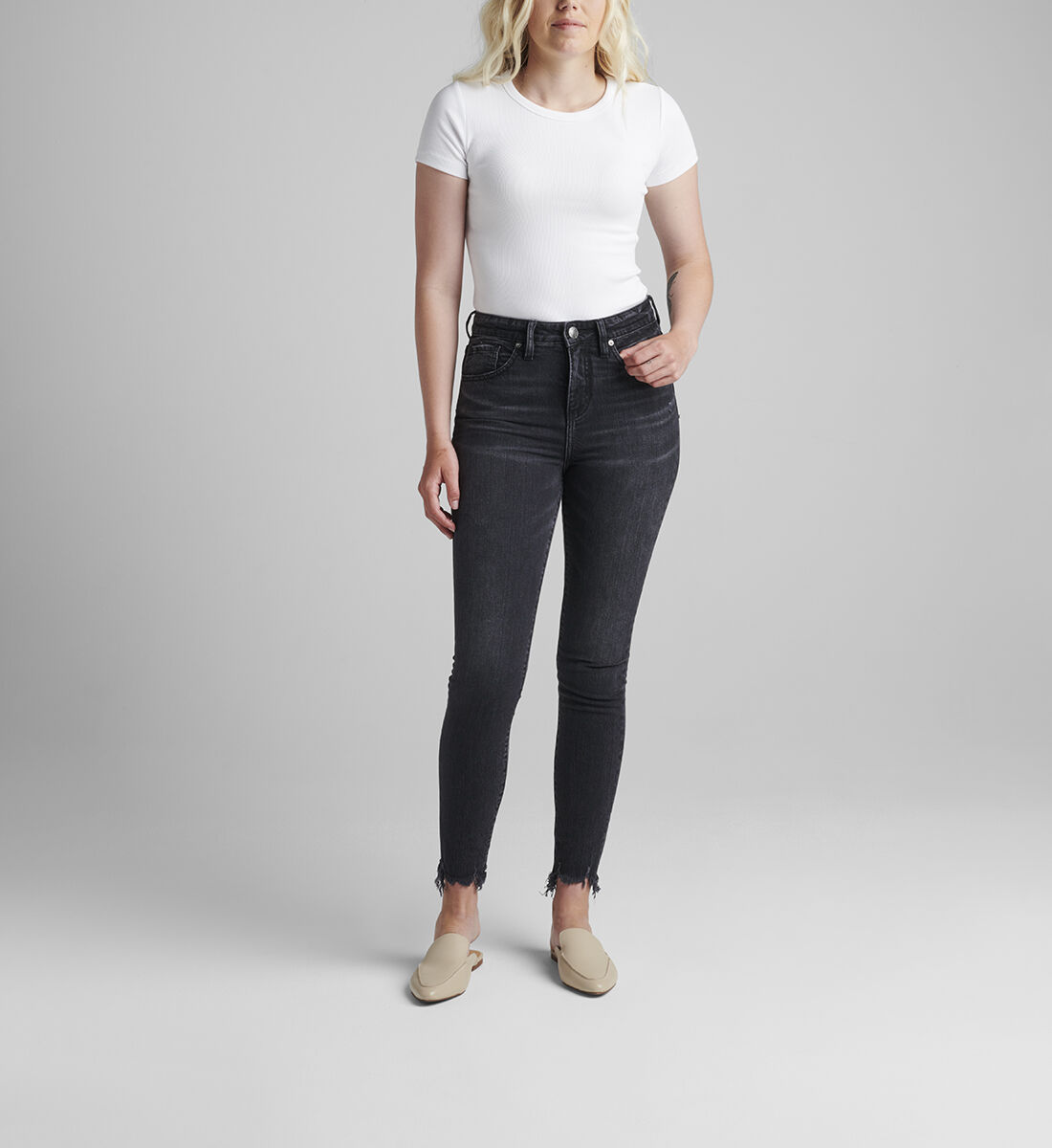 Viola High Rise Skinny Jeans Petite Front