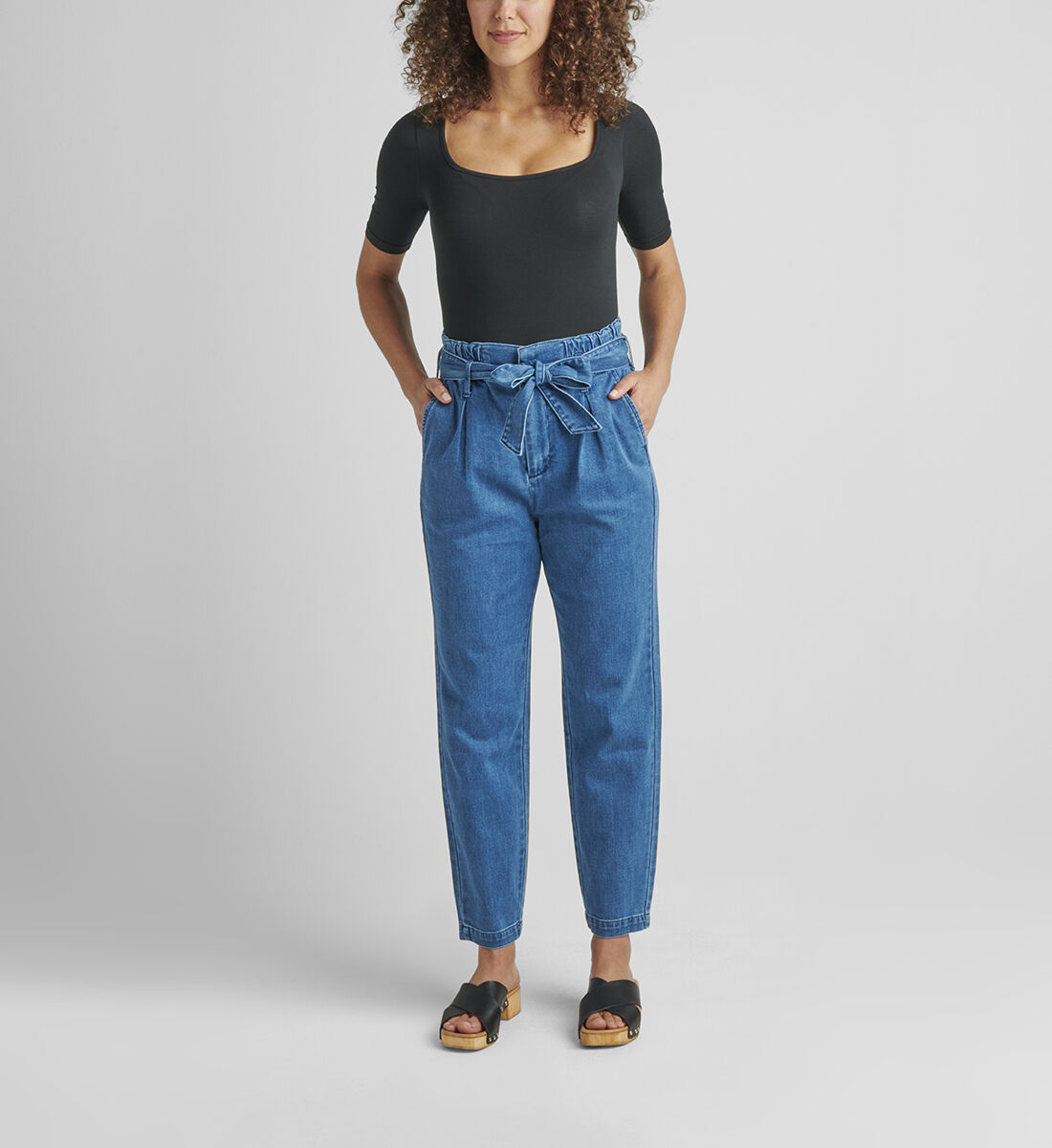 Belted Pleat High Rise Tapered Leg Pant Front