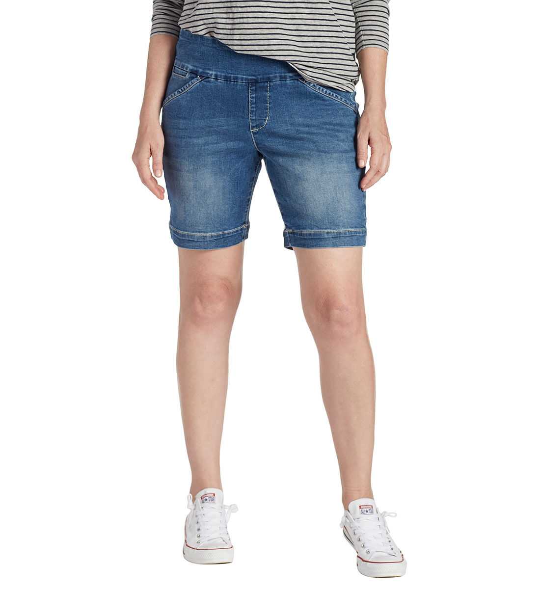 Ainsley Mid Rise Short Front