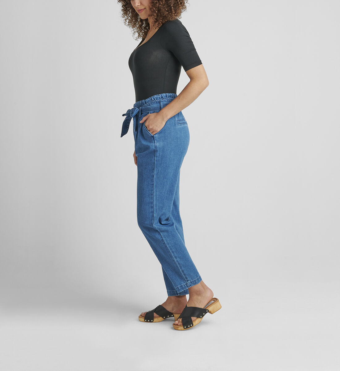 Belted Pleat High Rise Tapered Leg Pant Side