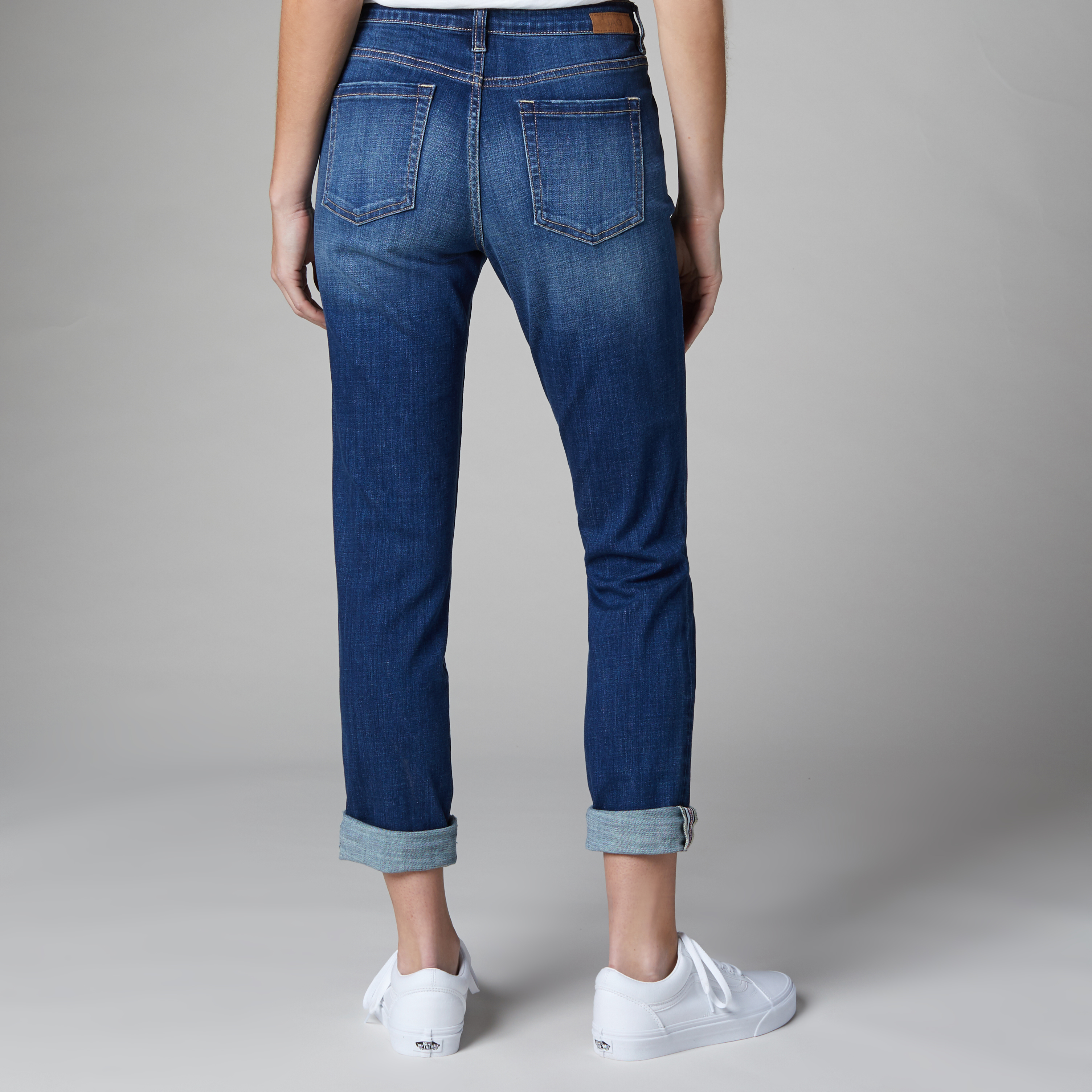 Carter Mid Rise Girlfriend Jeans - Jag Jeans US